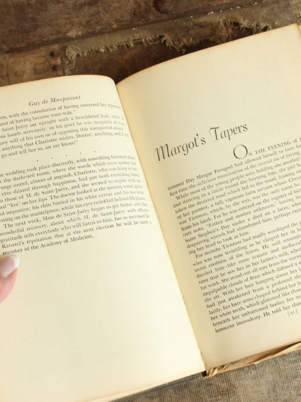 Vintage 1940s Book, Mademoiselle Fifi by Guy De Maupassant, And Other Stories, - Picture 10 of 10
